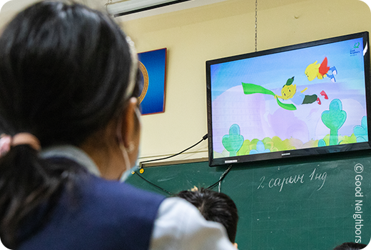 몽골 아동들이 권리에 대해 공부 하는 사진1
